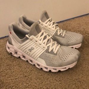 Women’s On Running Cloudshift shoes